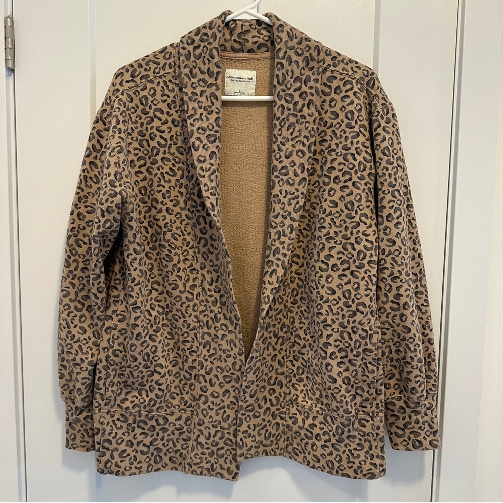Abercrombie & Fitch Leopard Print Sweater Cardigan Size Small Women’s